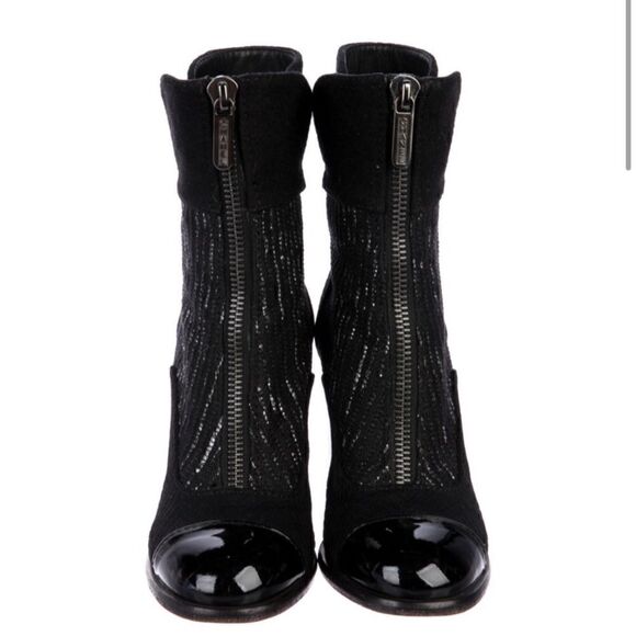 CHANEL Interlocking CC Logo Booties |38.5 EU| - Picture 11 of 14